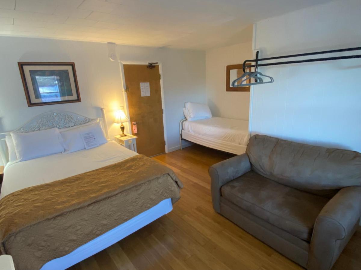 Bromley View Inn Bondville Dış mekan fotoğraf