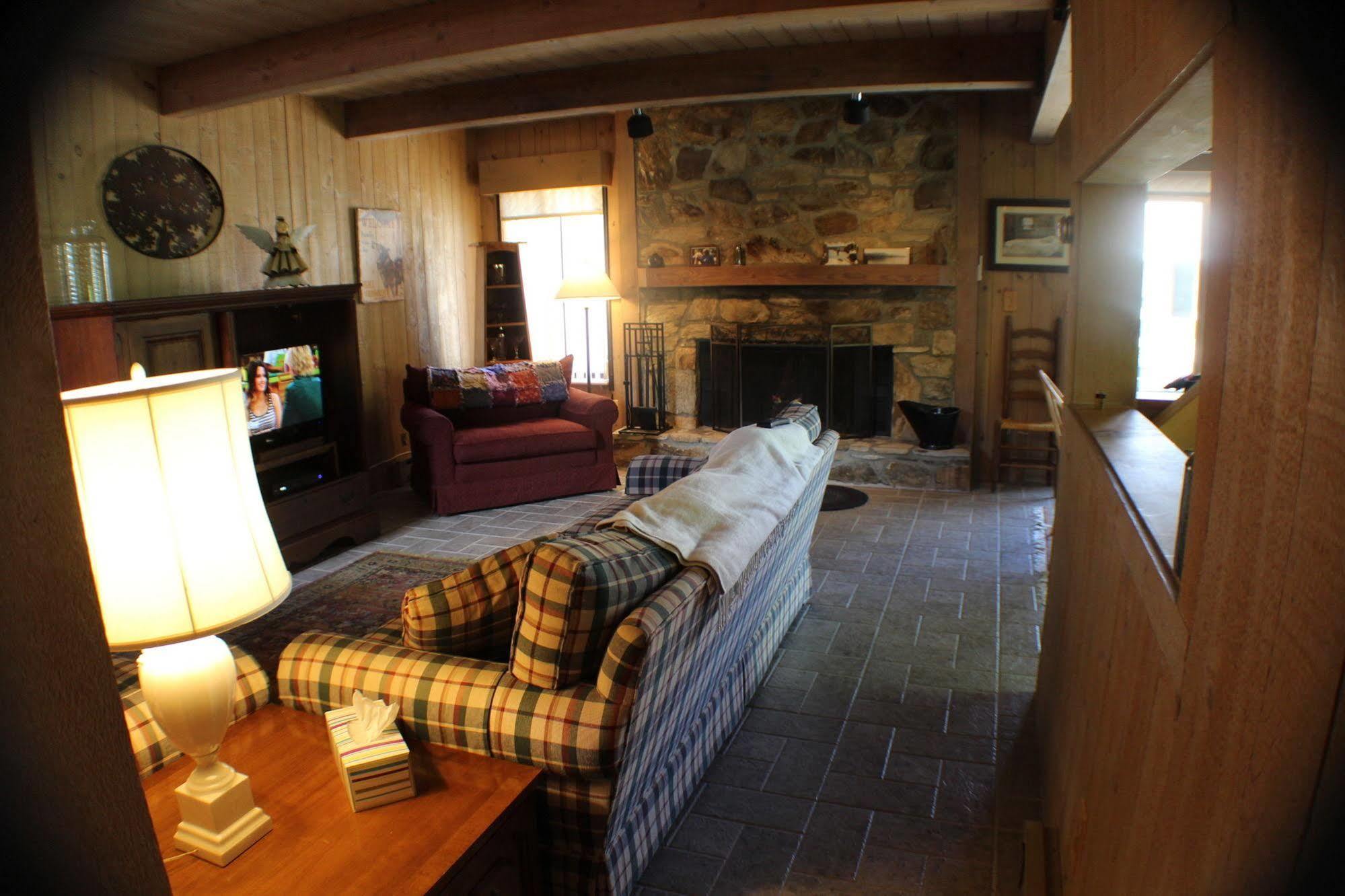 Bromley View Inn Bondville Dış mekan fotoğraf