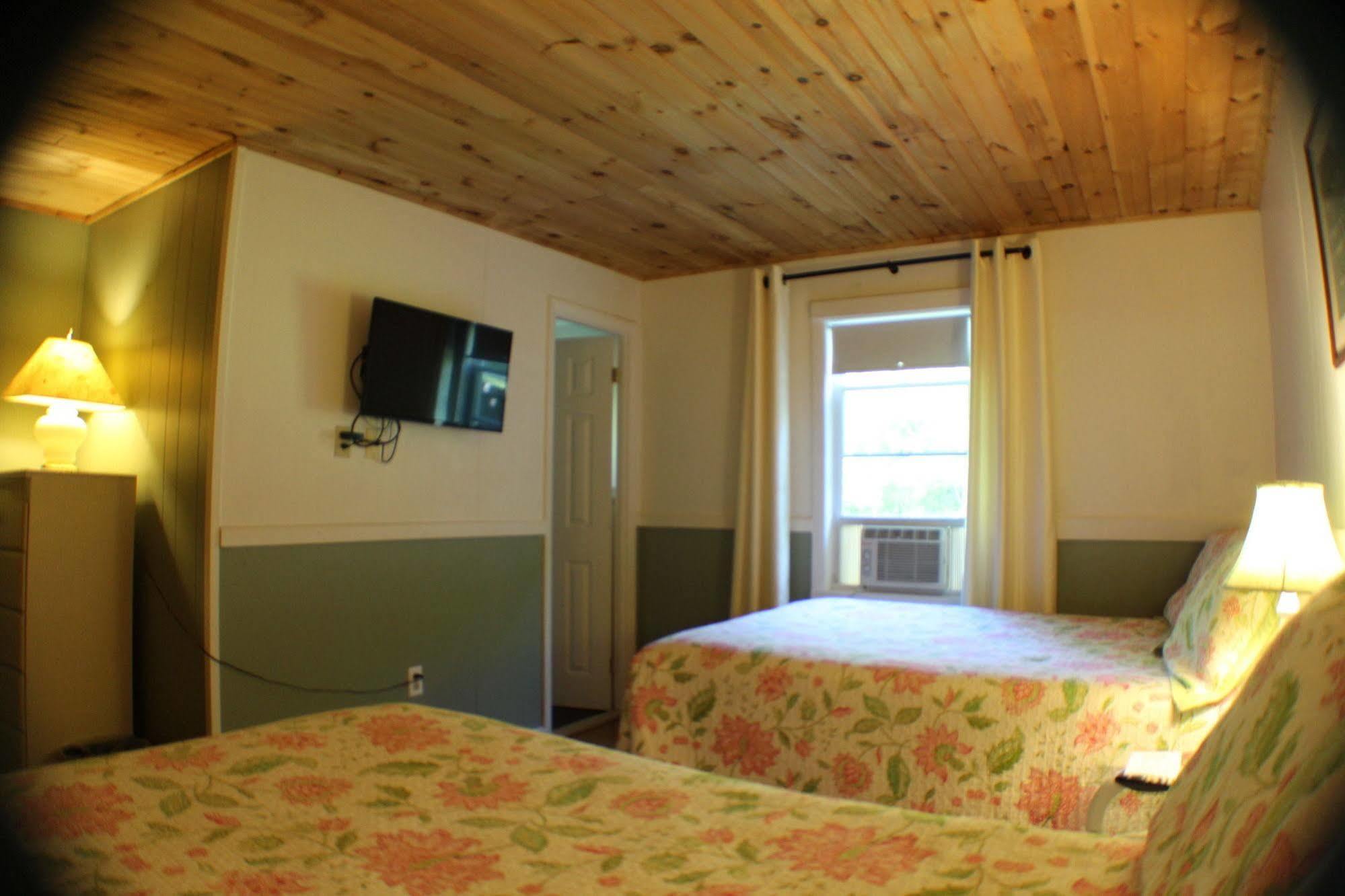 Bromley View Inn Bondville Dış mekan fotoğraf