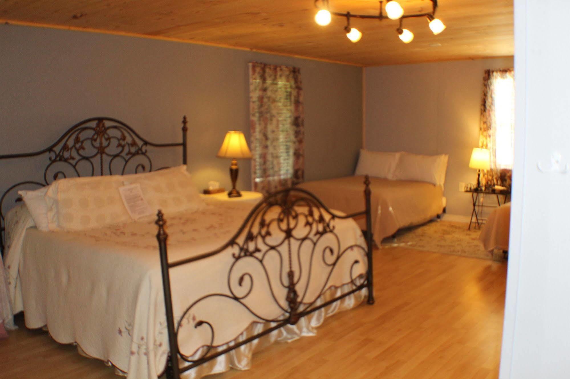 Bromley View Inn Bondville Dış mekan fotoğraf
