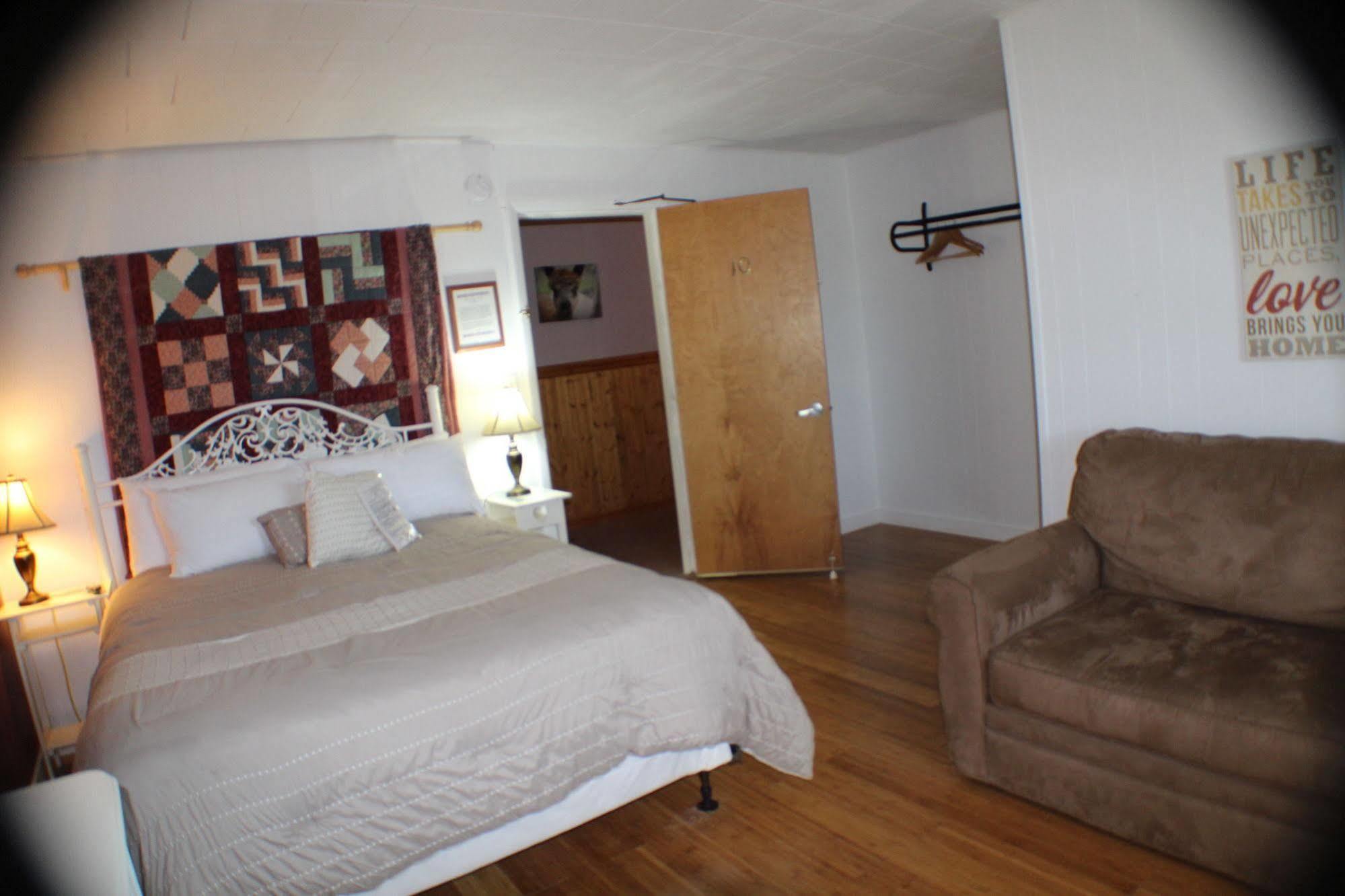 Bromley View Inn Bondville Dış mekan fotoğraf